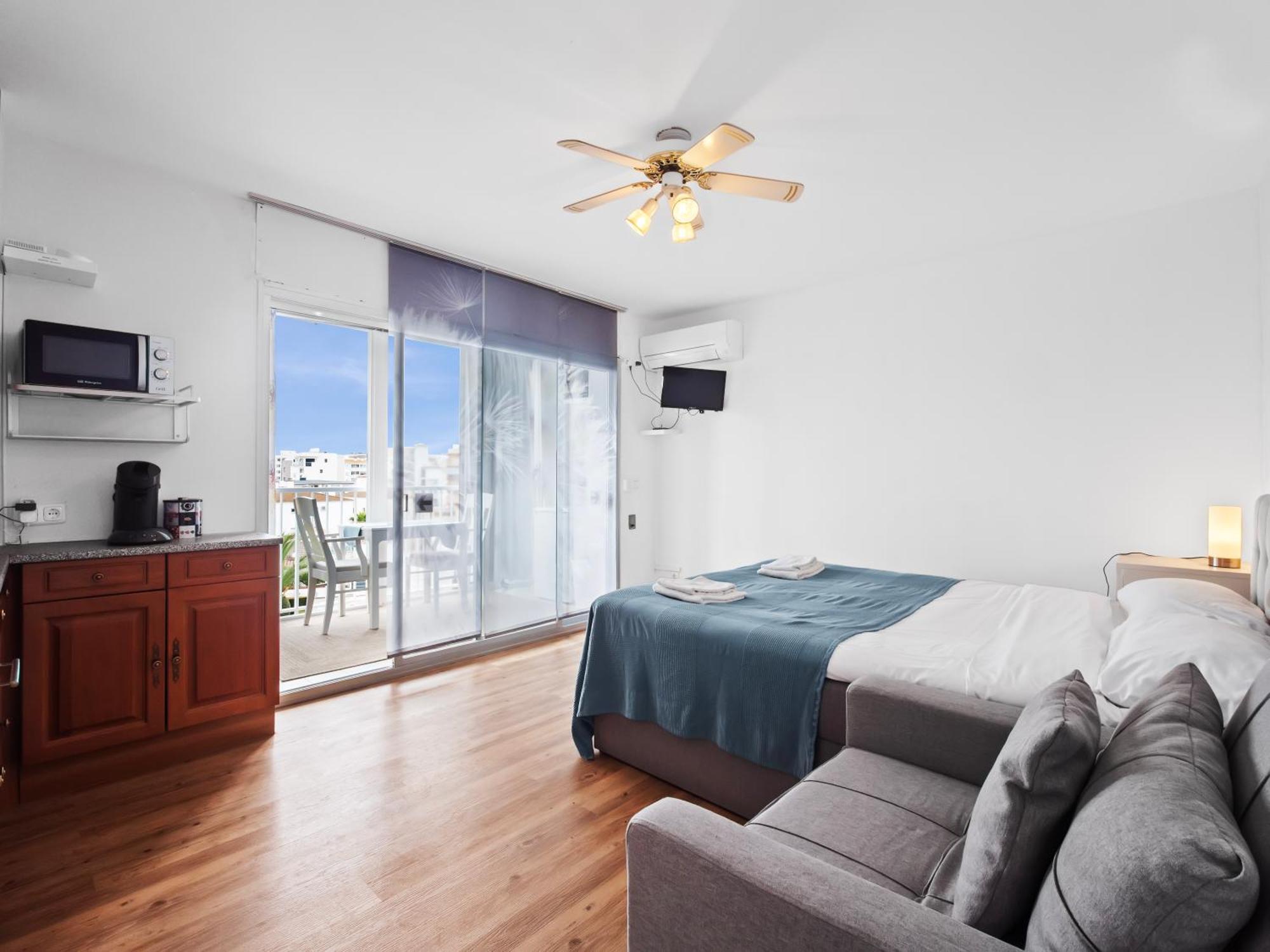 Estudio Cerca Del Mar Con Balcon Apartment